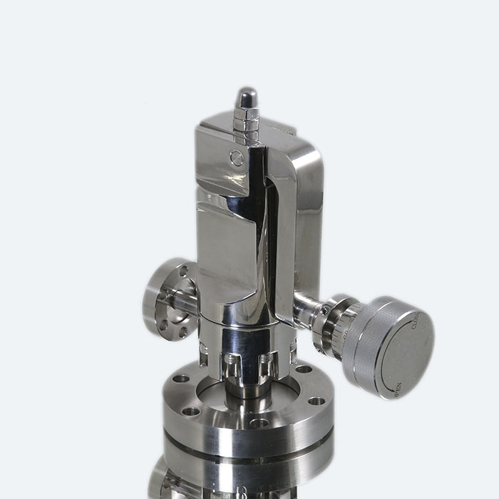 UHV variable leak valve