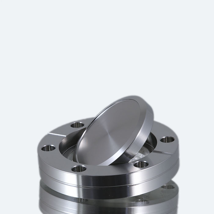 Rotatable blank flange